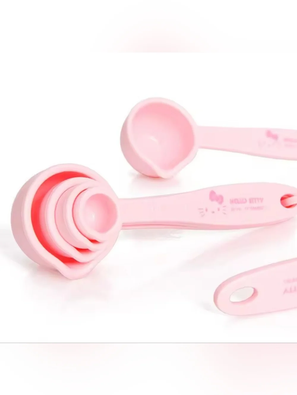 EXCLUSIVE - Hello Kitty Officially Licensed Measuring Spoons Set